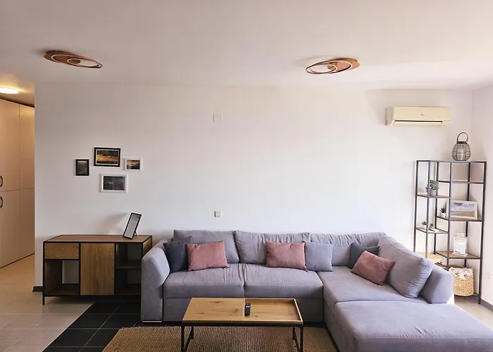 Sea * Τσερνομόρετς