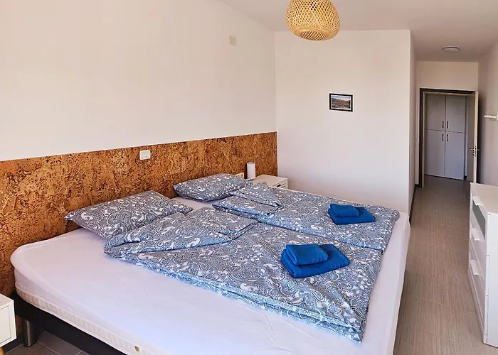 Sea * Τσερνομόρετς